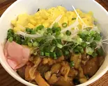 煮穴子と玉子のひつまぶしのお弁当(ニチョウメカフェ ニニギ)