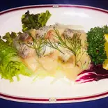 ニシン塩漬け（ろしあ亭 大きなロールキャベツ 元祖白いビーフストロガノフの店）