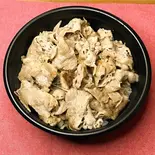牛カルビ焼肉丼 Beef rib rice bowl（DON！DON！丼！）