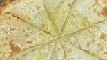 ミックス野菜チーズナン mix vag. cheese naan(ザ・コックハウス INDIAN RESTAURANT THE COOK HOUSE)