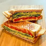 ホットサンド ベーコンエッグチーズ（Kiro Cafe）