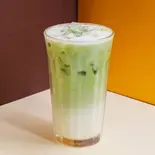 ココナッツ抹茶ラテ Coconut ＆ Matcha Latte（バインミーシンチャオ川口朝日店）