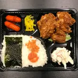 101.唐揚げ弁当（わらいや弁当）
