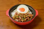 ルーロー(卤肉)飯 Minced Pork Rice（肥鶏土鍋）