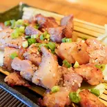若鶏の塩にんにく焼き（居酒屋栄ちゃん栄町店）