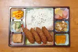 メンチカツ弁当（阿蘇美）