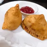サモサ(2ピース)（Indian restaurant laxmi）