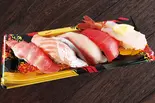 上々にぎりづくし5貫[Assorted Top-shelf Nigiri Sushi]（大起水産回転寿司 なノにわ店）