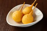 丸いチーズドッグ〈3個〉（スパニッシュイタリアン アルバ）