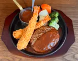 【最強コンビ!】エビフライ&ハンバーグ(ハンバーグレストランBOSTON四天王寺店)
