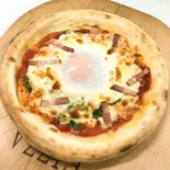 ビスマルク（パン屋あんどキッチン 朝と昼と夜）