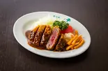 ヘレビーフカツレツ100g (サラダ·ライス付き)（グリル一平 元町東店）