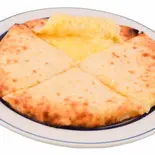 チーズナン/Cheese Nan(インドネパールダイニングマニヤ)