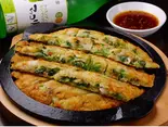 海鮮チヂミ（焼肉 チュナチュドン）