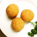 揚げごま団子（華聖樓）