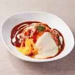 熟成ドミグラスオムライスチーズソース Aged demi glas omelette rice cheese sauce(Hub&Spice Garden Lavino)