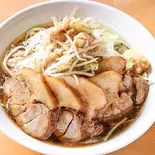 2.豚「マシ」ラーメン   Yoshioka Special Pork Ramen, 3 Roasted Porks Added（自家製熟成麺 吉岡 目白店）