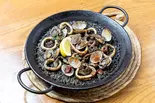 イカとあさりのイカスミパエリア（スペインバルmassa）