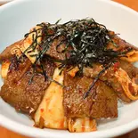 キムカル丼(大)（新昌苑）