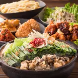 【黒もつ大満足セット】選べる唐揚げ+ちゃんぽん+おつまみ（博多名物 赤もつ屋 里中町3丁目）