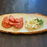 辛いサラミとチーズの盛り合せ（trattoria craft）