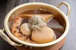 牛骨出汁のおでん10種盛(大衆酒場×串かつ 源)