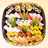 特選握り寿司(3人前) Special Nigiri Sushi (For 3 People)（鮨うら山 栄離れ Sushi Urayama Sakaehanare）
