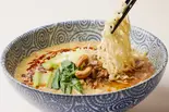 自家製ラー油の濃厚担々麺（本格点心と台湾料理のダパイダン105 東急プラザ原宿ハラカド店）