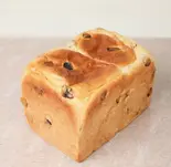 レーズン食パン（オイシイパンヤ）