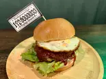 UCB(アンダーグランドカフェバーガー)（Underground Cafe）