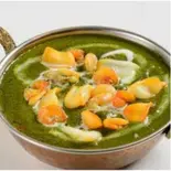 ほうれん草シーフードカレー Spinach seafood curry(サンギタカレー)