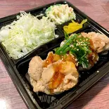 おろしチキンタツタ弁当（おかずと弁当の店 菜や）