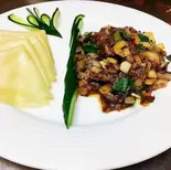ピリ辛ラム肉のクレープ包み（馮記 西安刀削麺酒楼）