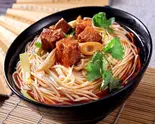招牌牛肉面  牛肉入り中国辛ラーメン（湘味食府）