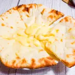 チーズナン Cheese Nan(マナカマナ インドネパールレストラン)