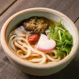 梅昆布温うどん hot udon with japanese apricot＆tororo kobu（うどん幸波）