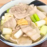 豚かけうどん（自家讃岐麺処いち撚）