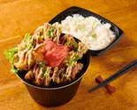 鶏もも唐揚げ 明太マヨネーズ ご飯セット（居酒屋日本一の唐揚げ専門 えんまる 本八幡店）