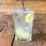 自家製レモンスカッシュ Homemade Lemon squash（BONDICAFE NAKAMEGURO(ボンダイカフェ ナカメグロ)）