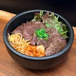 ハラミ丼（焼肉と鉄鍋 七）