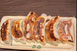 手作り焼き餃子(中華料理 慶華楼 赤坂)