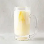 マンゴーラッシー Mango Lassi（エスニック食堂オルオル ethnic diner'OLU'OLU）