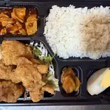 唐揚げ弁当(香港餃子酒場 下北沢店)