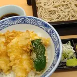 肉厚イカ天丼セット（あだちや）