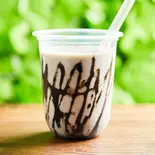 黒ごまバナナスムージー Black sesame banana smoothie（タコライスベイビー神楽坂 TacoRice Baby Kagurazaka）