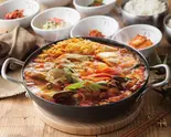 スンドゥブチゲ鍋(2～3人前)（韓国家庭料理 でりかおんどる 新大久保店）