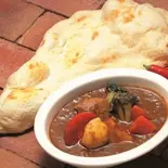 チキン野菜カリー&ナン Chicken Vegetable Curry with Naan(RajaVetta 池尻店)
