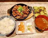 炭火焼きハラミ弁当（肉酒場にゃぶ）