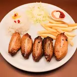 Grilled wings plate(グリルチキン・プレート)（サフロン ミドルイースタンカフェ＆クイジーン）