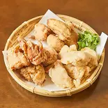 【シェアセット】骨なしセット9個×3種(もも、むね、ゆず胡椒)5〜8人向きBonless Fried Chicken 10pcs×3types SET(ジョニーのからあげ 大阪駅ビル店)